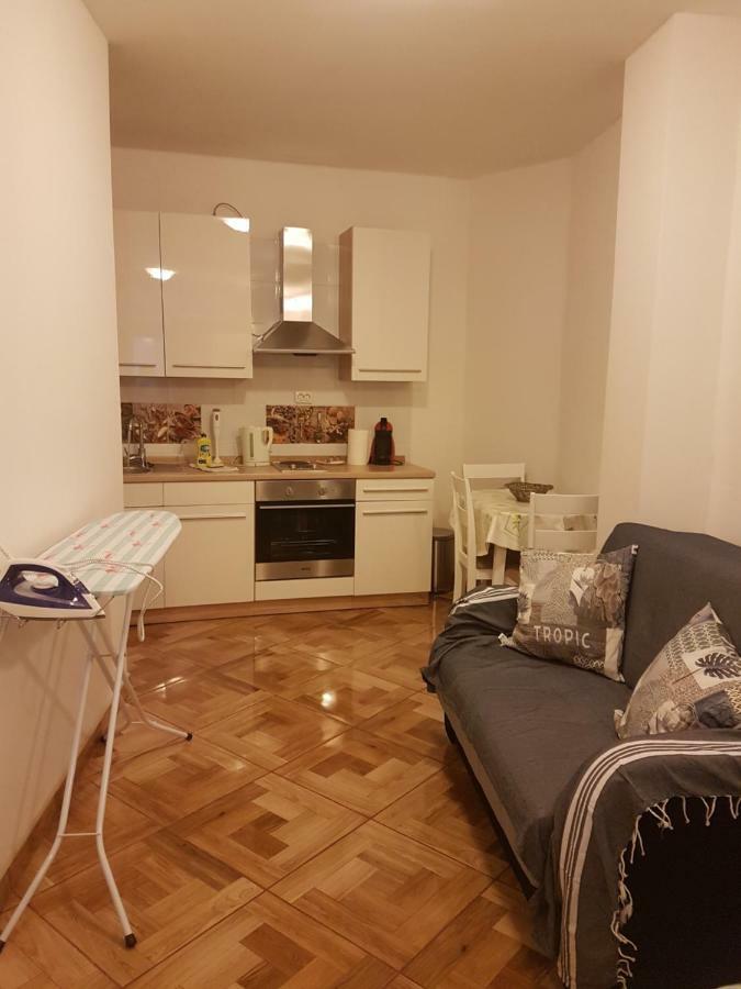 Studio Apartman Via Šibenik Exterior foto